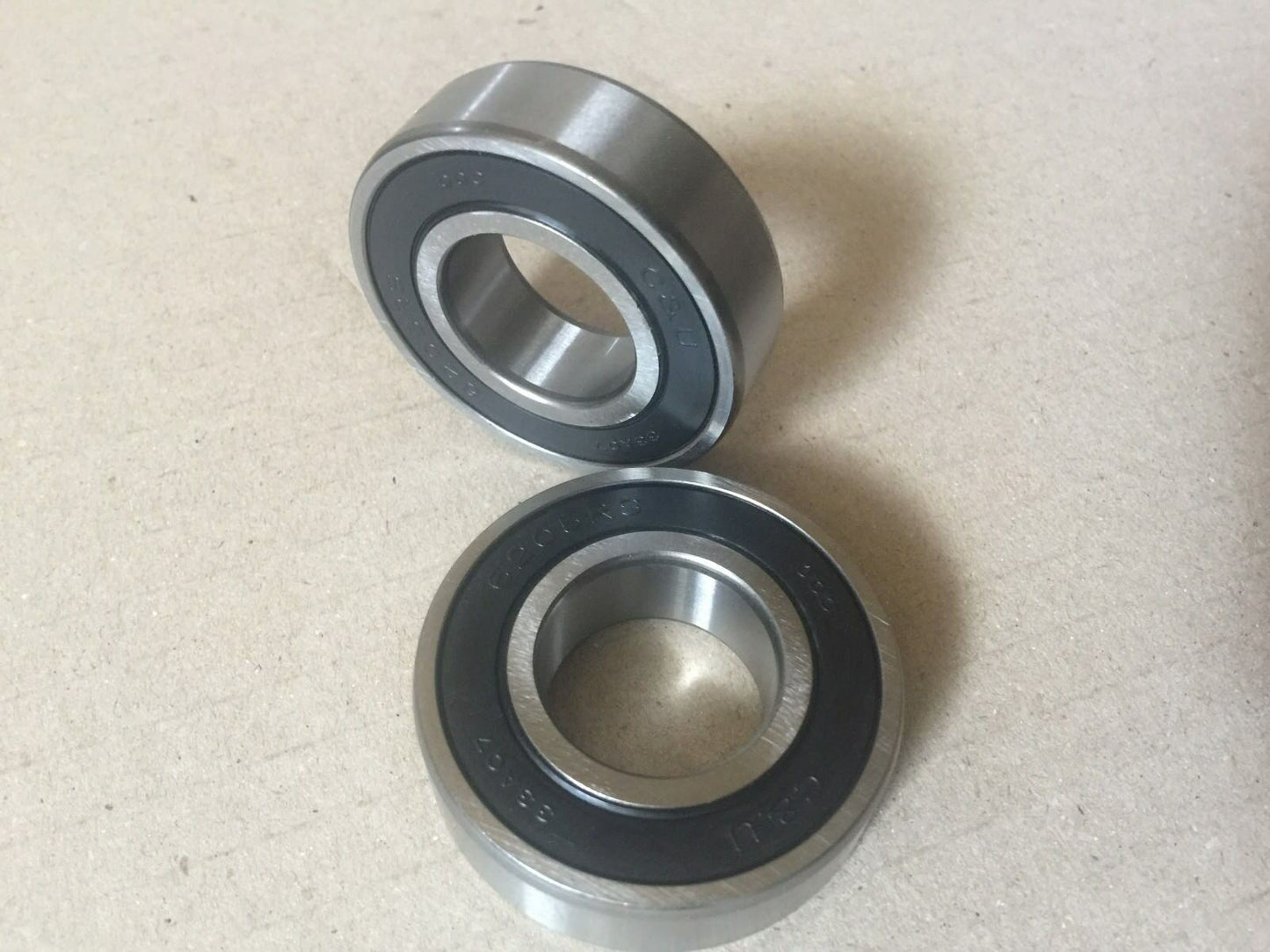 WHEEL BEARING 6205-RS 25mm X 52mm X 15mm lot of 2